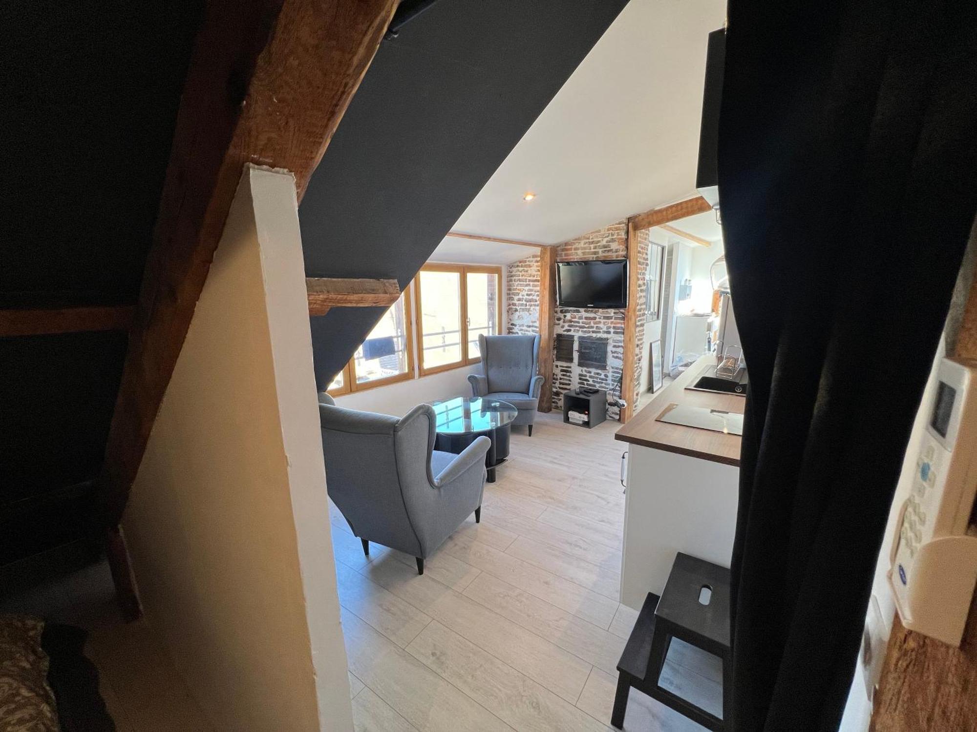 Bellevue Appartement Sous Les Toits Hypercentre Climatise Dole Exterior photo